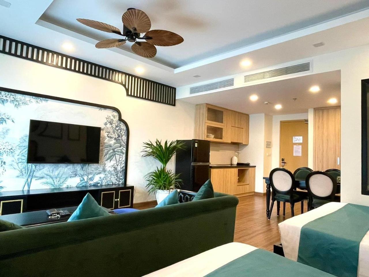 Flc Sea Tower Quy Nhon_Can Ho Du Lich 5 Sao_Cach Bien 40M + Ho Boi Zewnętrze zdjęcie